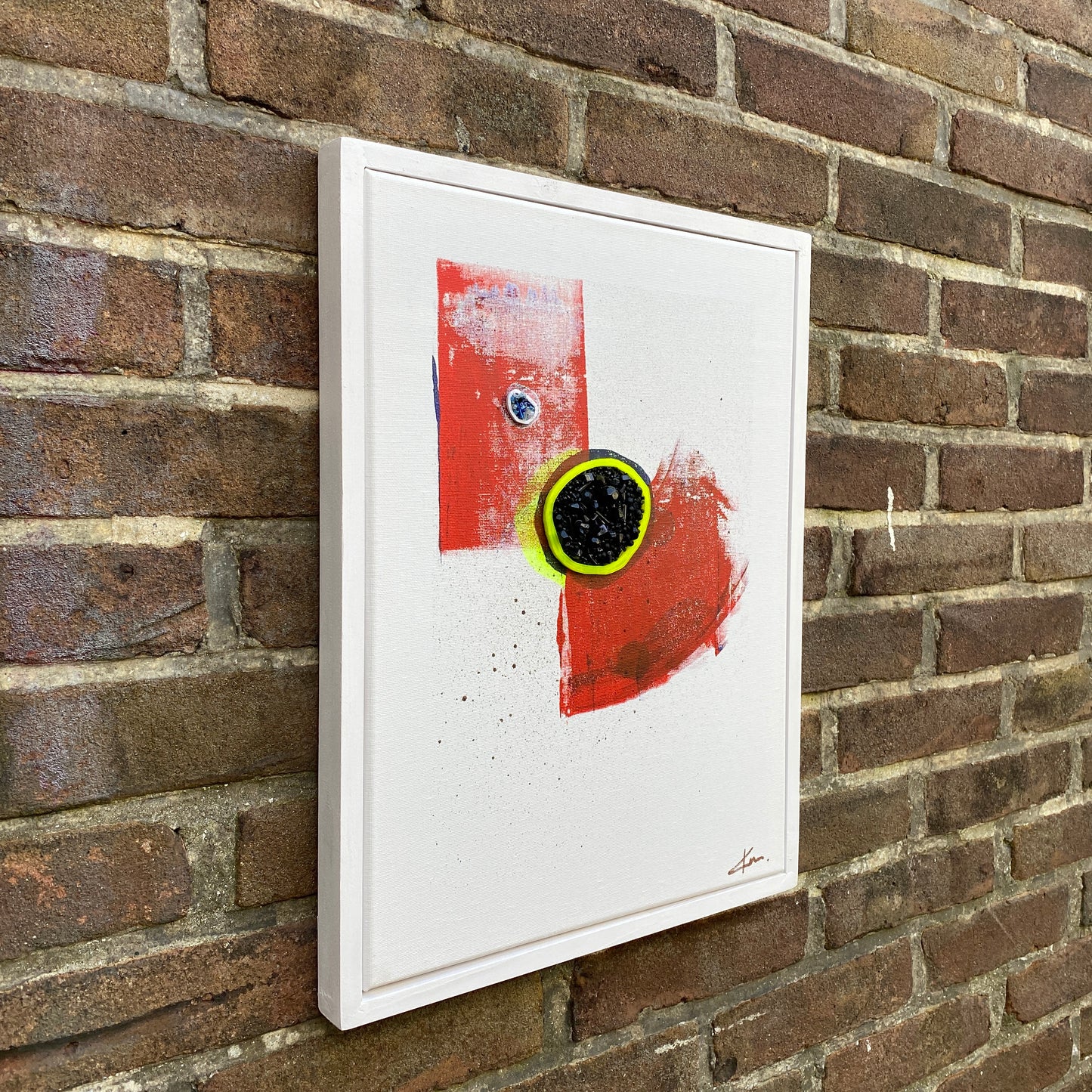 BLACK HOLE | 32 X 42 CM