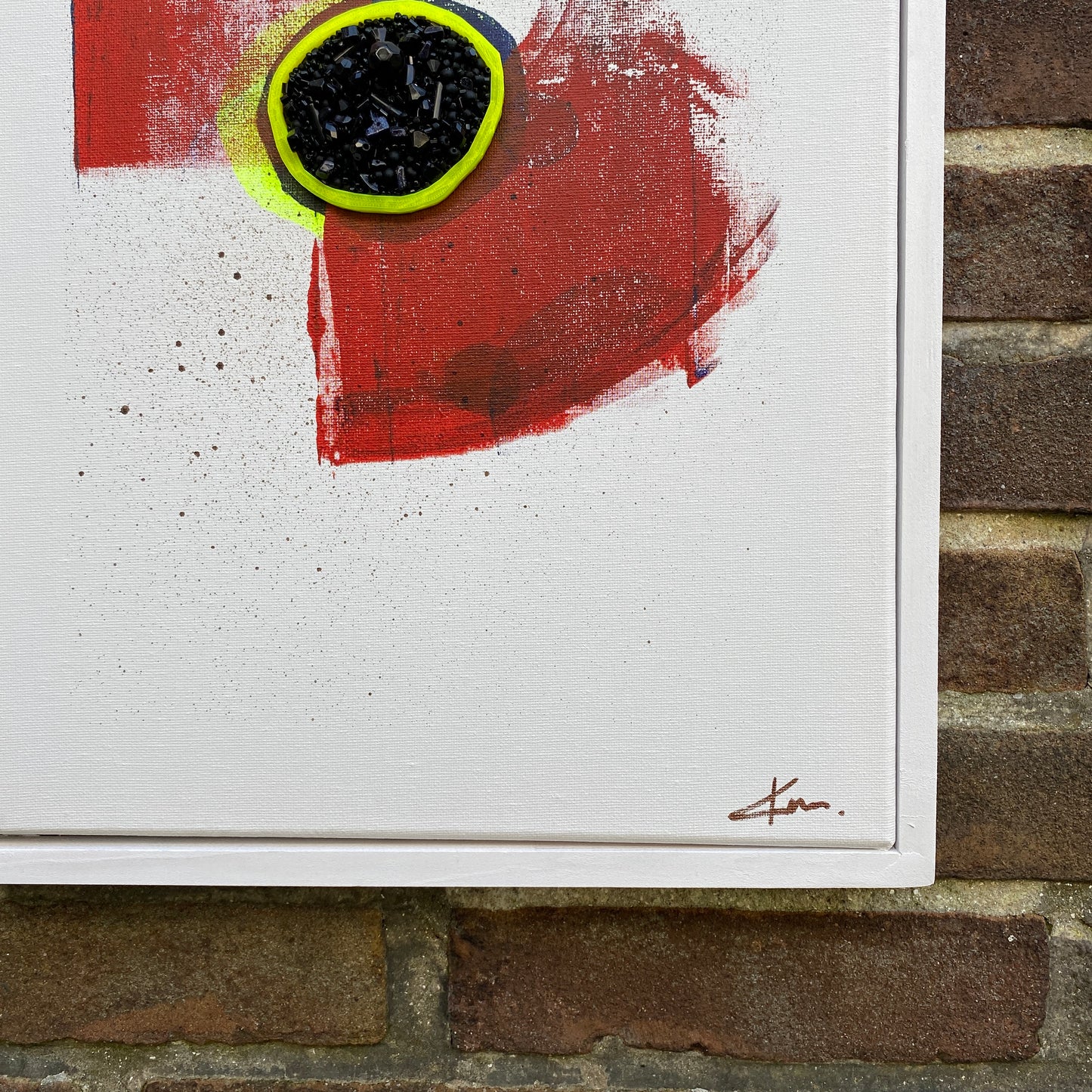 BLACK HOLE | 32 X 42 CM