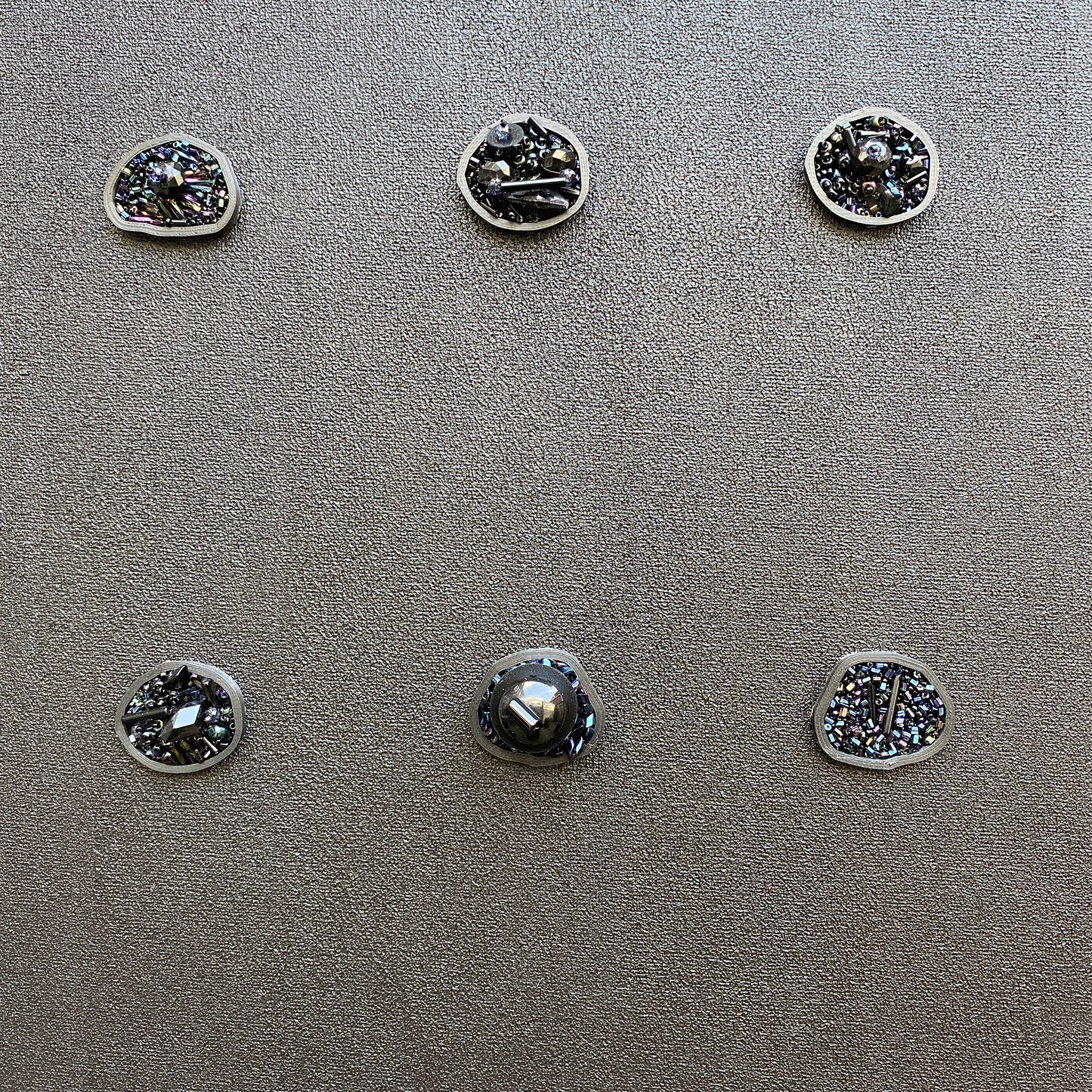 9 DOTS [09] | 40 X 50 CM