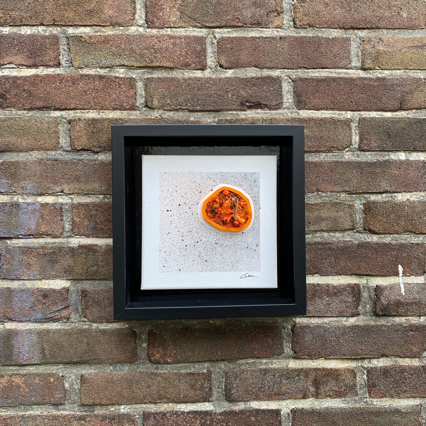 DOT [02] | 27 X 27 CM