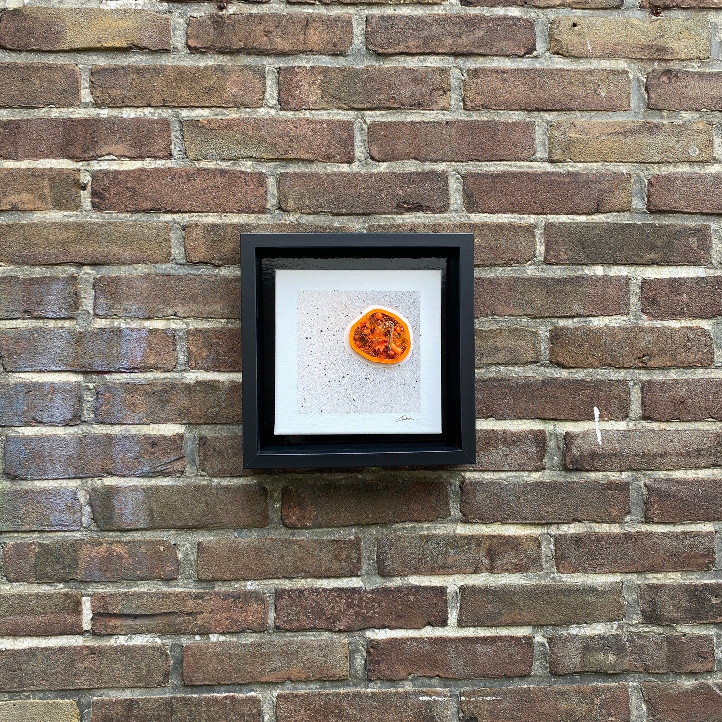 DOT [02] | 27 X 27 CM