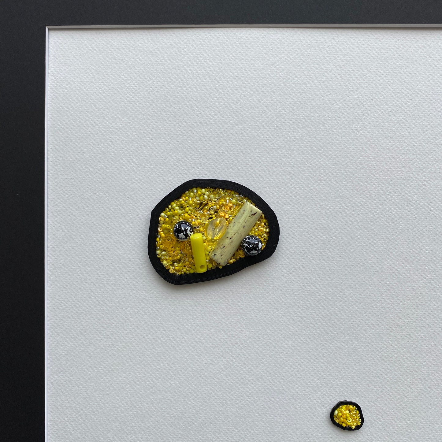 DOT [03] | 40 X 50 CM