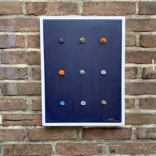 9 DOTS [06] | 32 X 42 CM