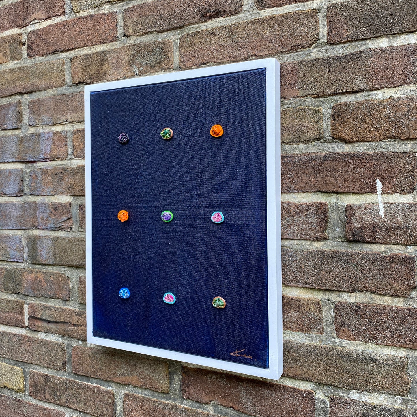 9 DOTS [06] | 32 X 42 CM
